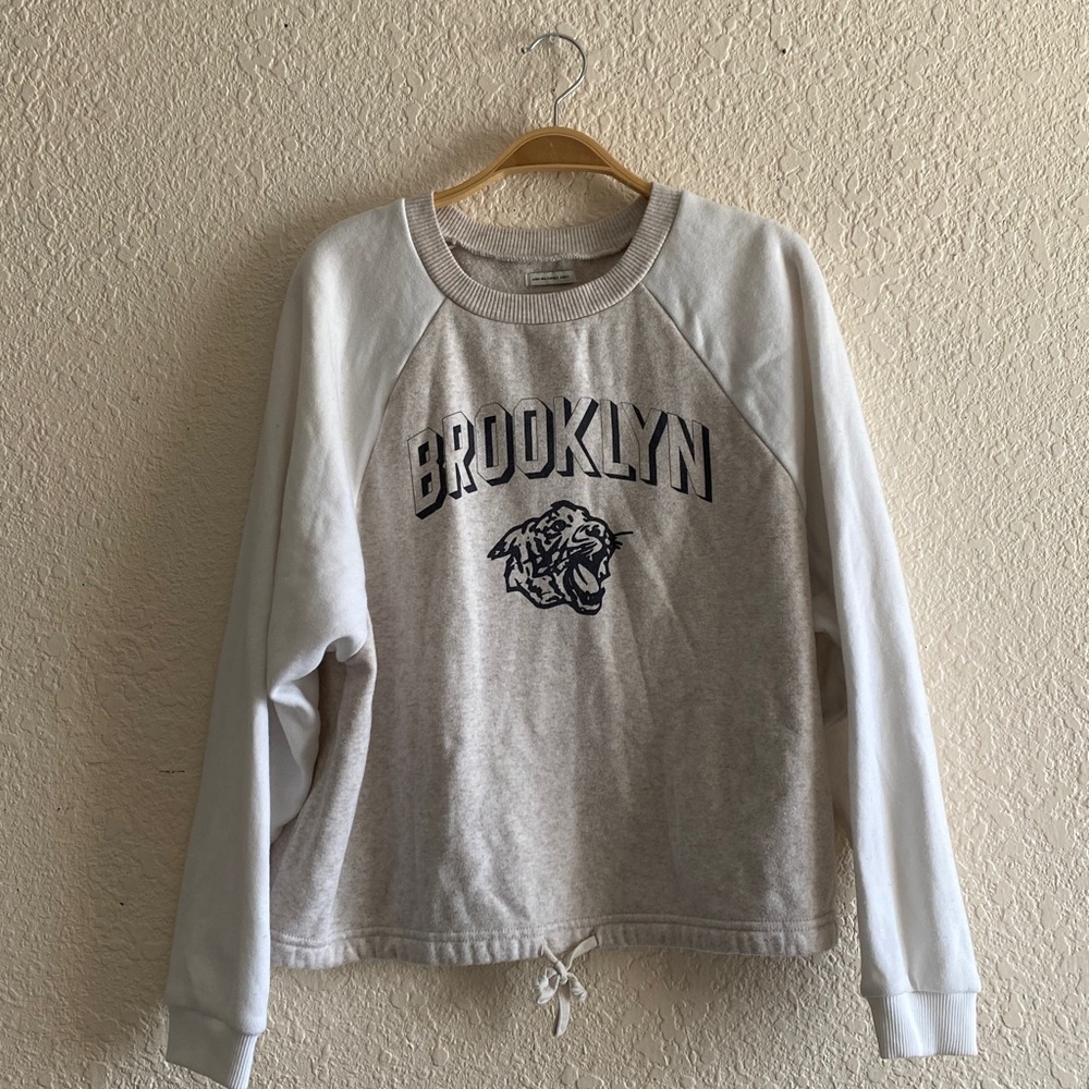 American Eagle Amazingly Soft Sweater top Brooklyn
